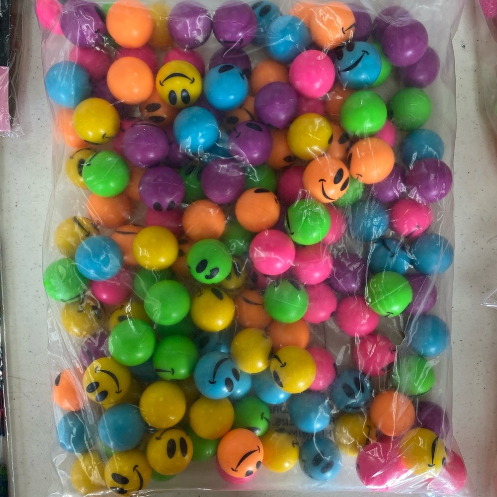 1” Neon Smiley Face Bouncy Balls (144 pcs) - Picture 2 of 2